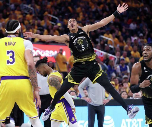 bob半岛体育-普尔成湖勇战关键X因素 科尔对他提出一点要求